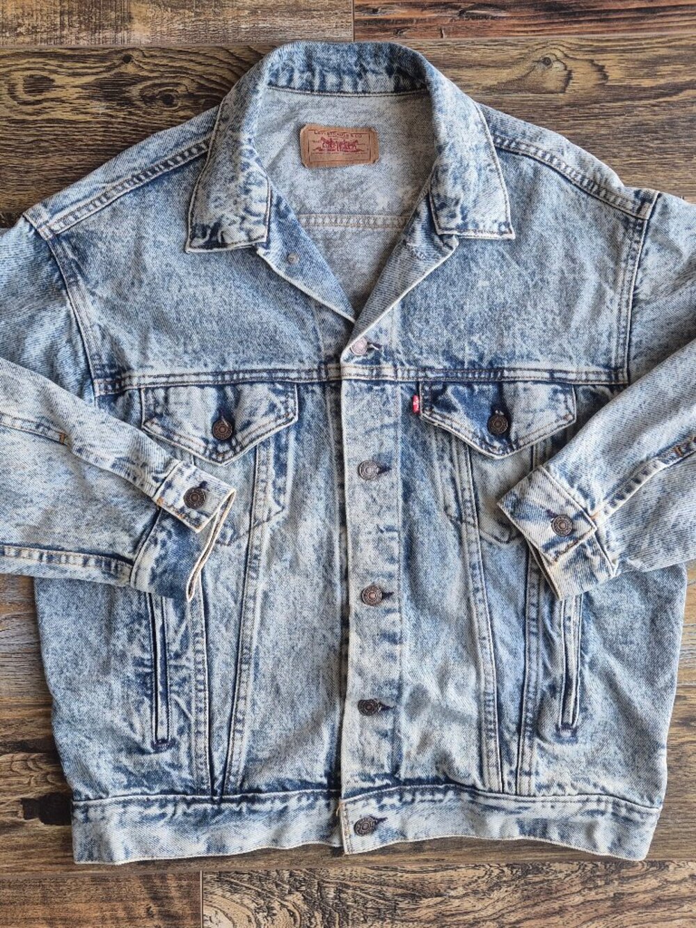 Vintage'80s Levi's 70507-0219 Made in USA Stonewashed Denim Trucker Jacket - Picture 2 of 15